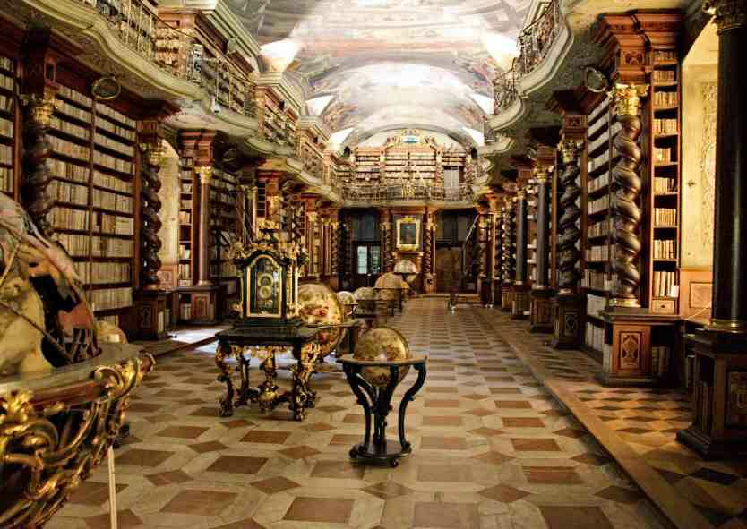 Clementium - 9 Most beautiful libraries