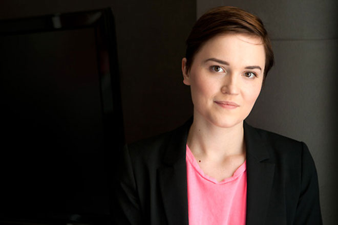 Veronica Roth releasing We Can Be Mended With Carve The Mark