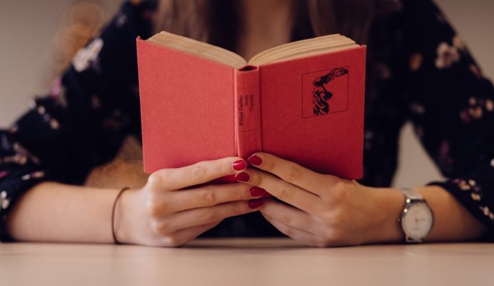 20 Reasons Why You Love To Read Books