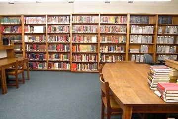 Libraries in Delhi - American Centre Library